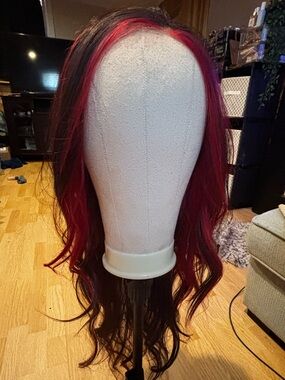 CSC Luxury Stylish Black Wig with Red Highlights - Women Hair